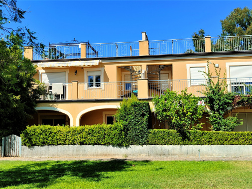 Penthouse Apartment with ROOFTOP Solarium | Priced to SELL