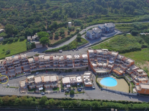 3G | Resale 1 bed 1 bath with Terrace