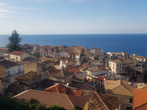 Casa Salomone | 3 bed NEWLY Renovated Centro Storico 