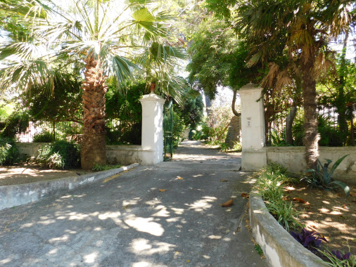 Villa Margherita | Elegant Villa with 1000 sqm garden | Center of Briatico